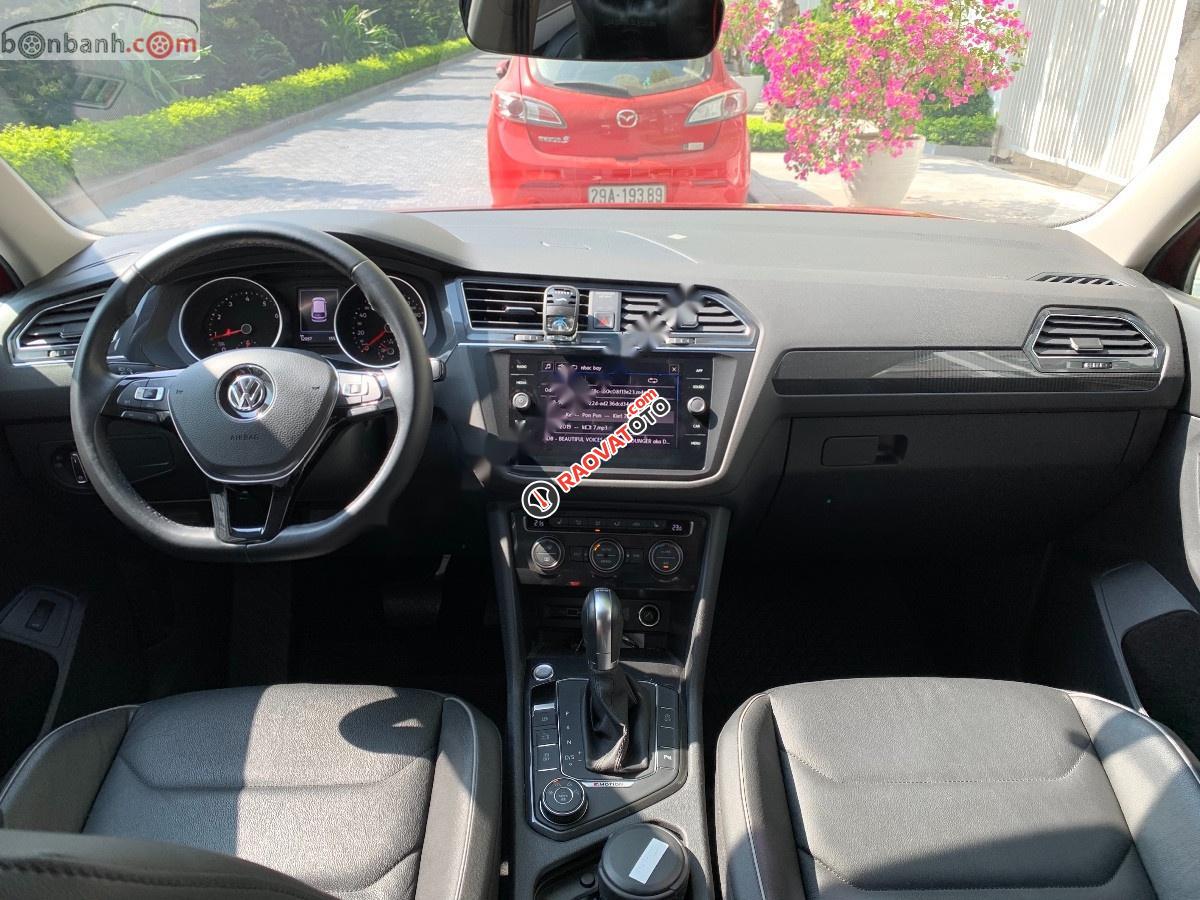 Bán ô tô Volkswagen Tiguan sản xuất 2019, màu đỏ, xe nhập chính hãng-6