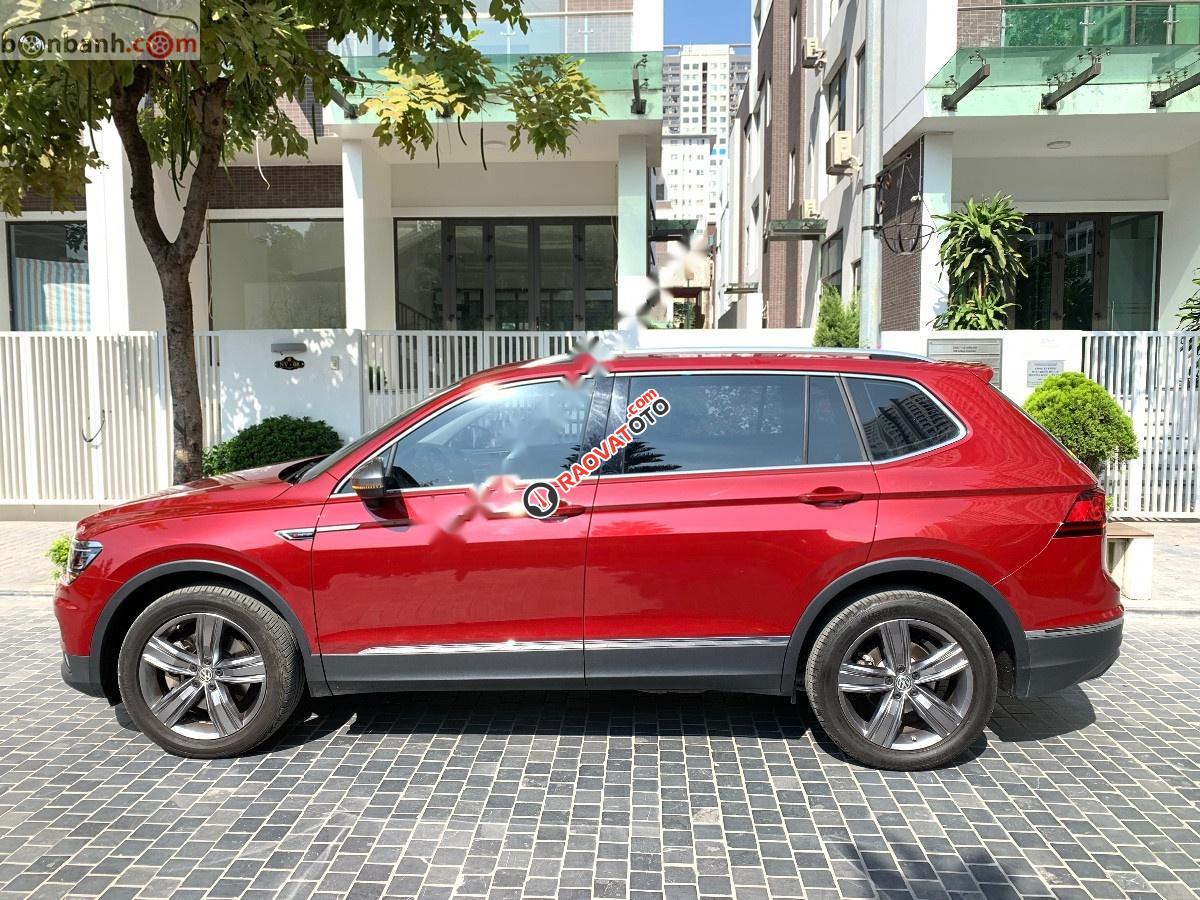 Bán ô tô Volkswagen Tiguan sản xuất 2019, màu đỏ, xe nhập chính hãng-2