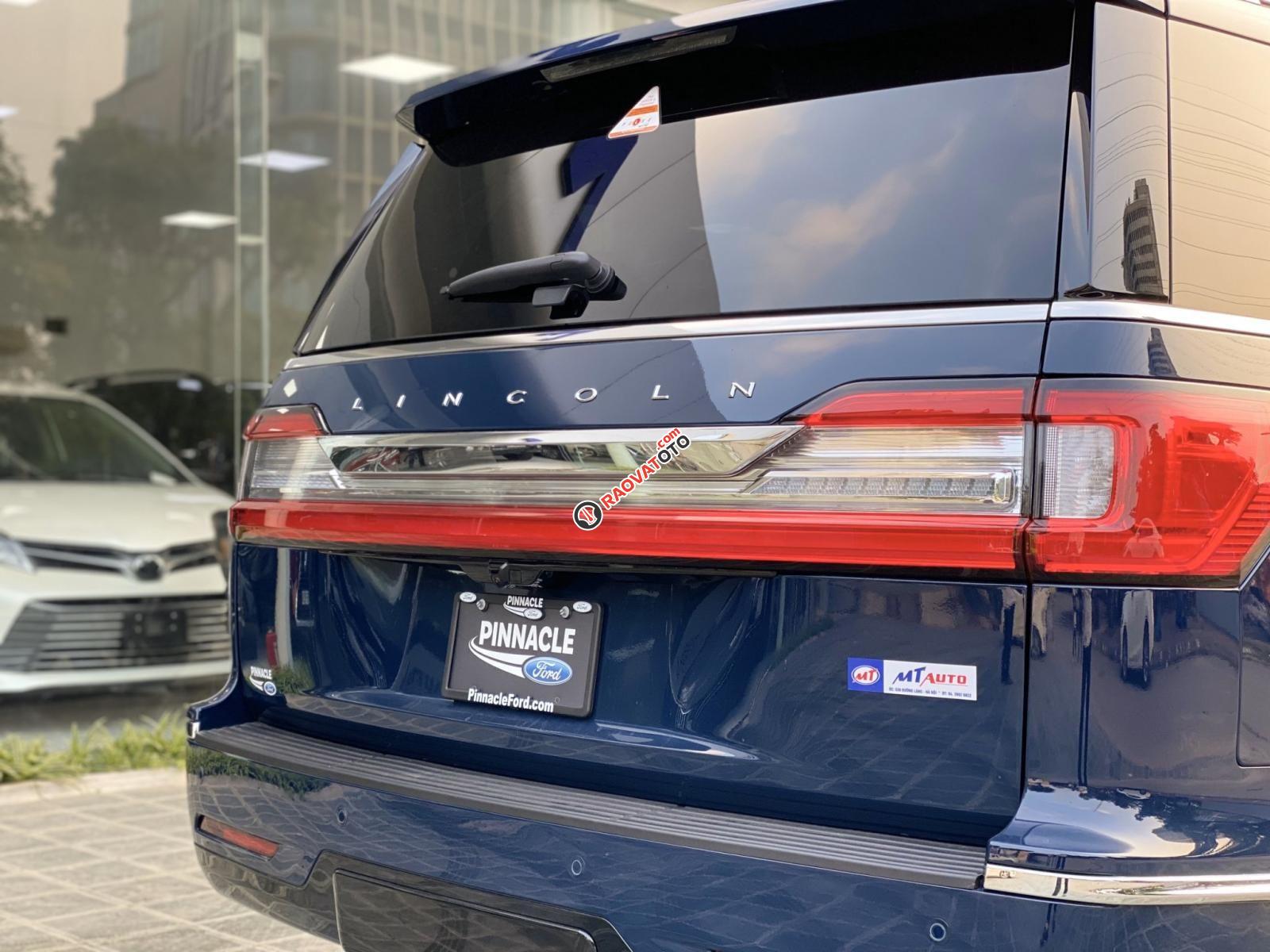 MT Auto bán nhanh chiếc xe  Lincoln Navigator Platinum 2019  - giá tốt nhất thị trường-4