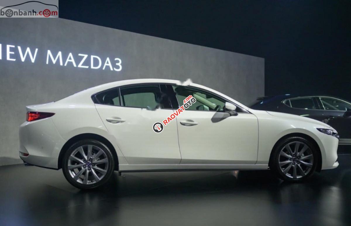 Cần bán Mazda 3 1.5 đời 2019, màu trắng, giá chỉ 709 triệu-0