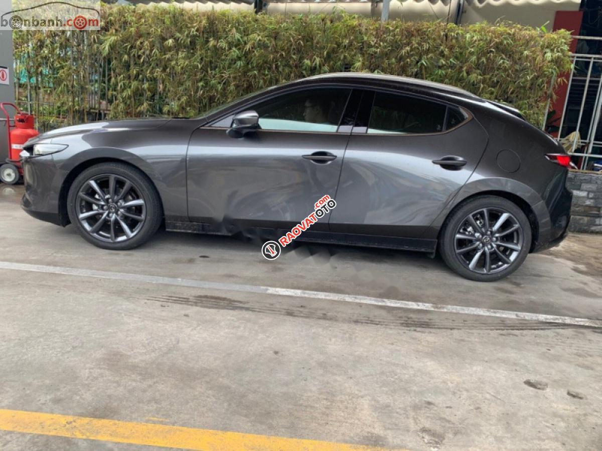Bán Mazda 3 1.5L Sport năm sản xuất 2019, màu xám, giá chỉ 859 triệu-0
