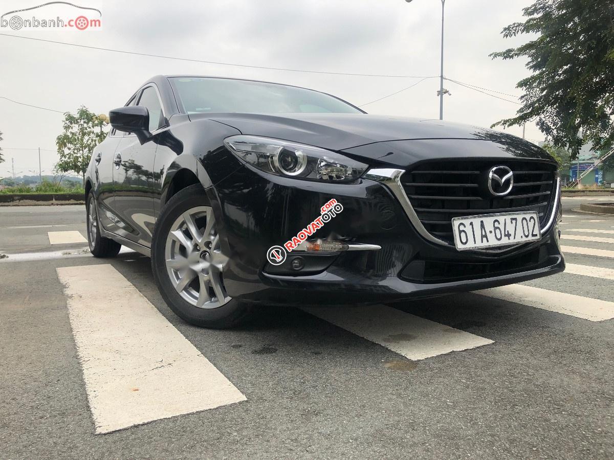 Cần bán xe cũ Mazda 3 1.5 AT đời 2018, màu đen-4