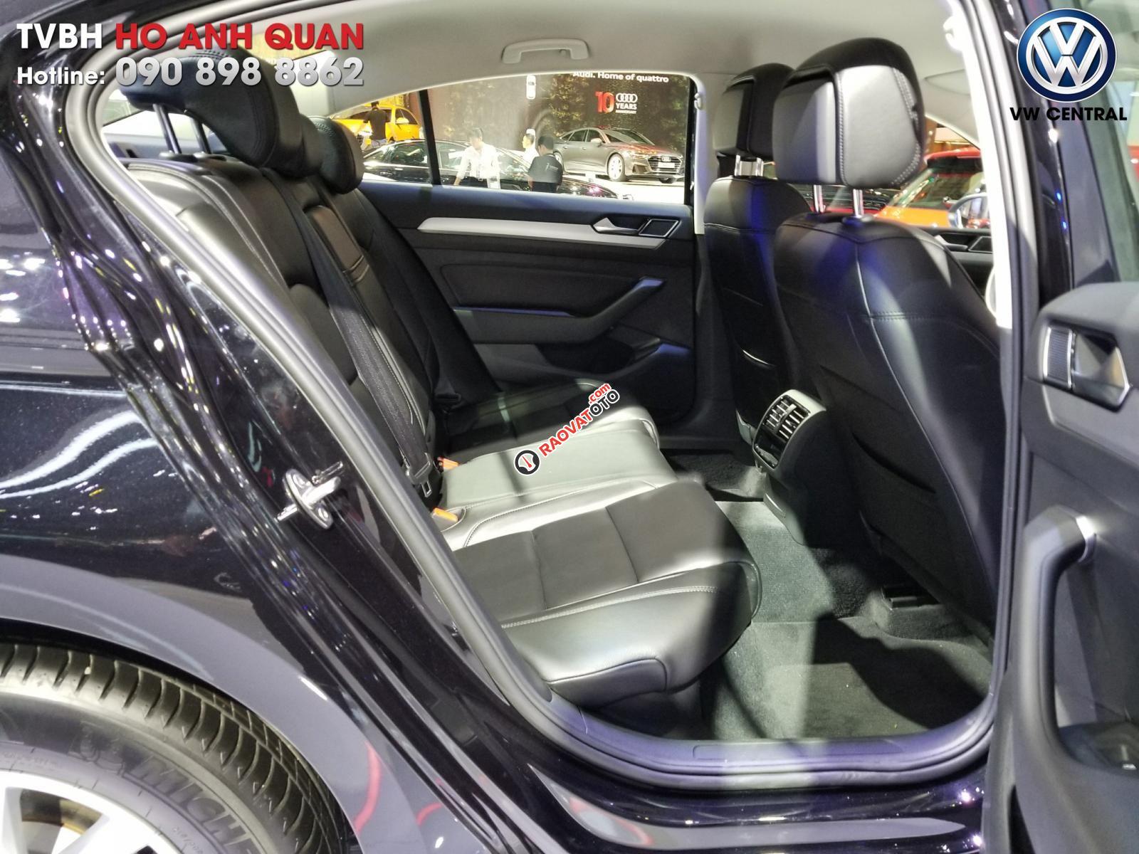 Volkswagen Sài Gòn cần bán chiếc xe Volkswagen Passat Comfort năm 2018, màu xanh lam - Giá tốt nhất thị trường -10