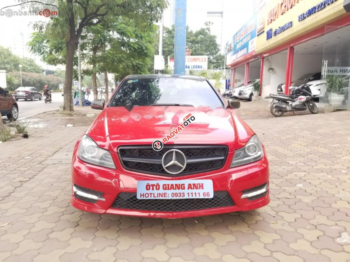 Cần bán lại xe Mercedes C300 AMG sản xuất năm 2014, màu đỏ-9