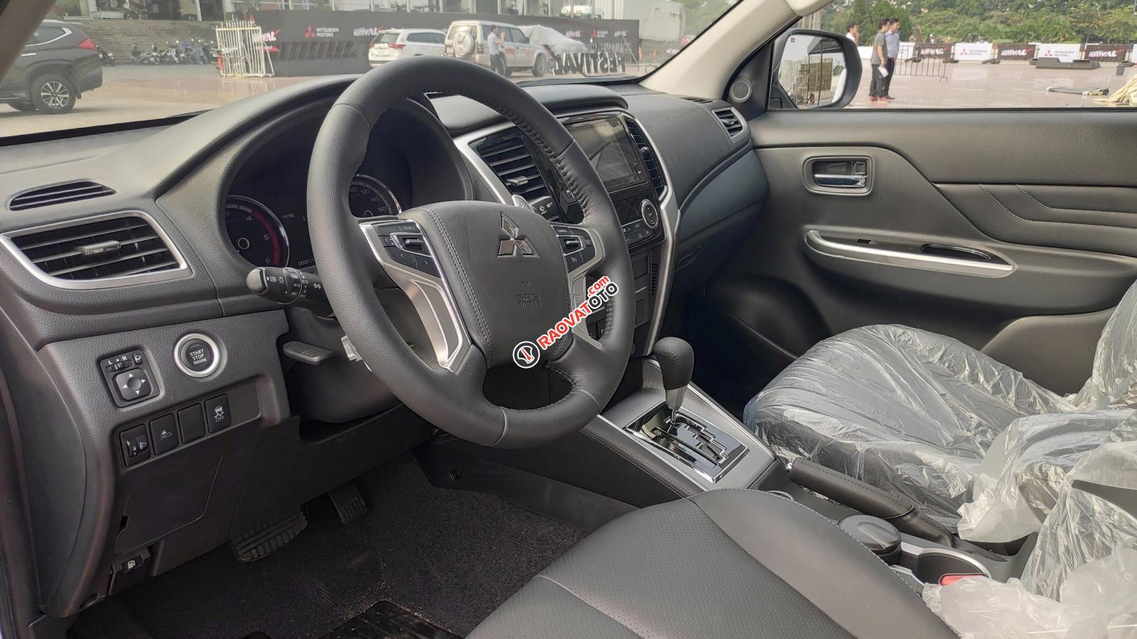 Cần bán xe Mitsubishi Triton 4x2 AT MIVEC sản xuất 2019, màu đỏ, xe nhập, giá ưu đãi-5