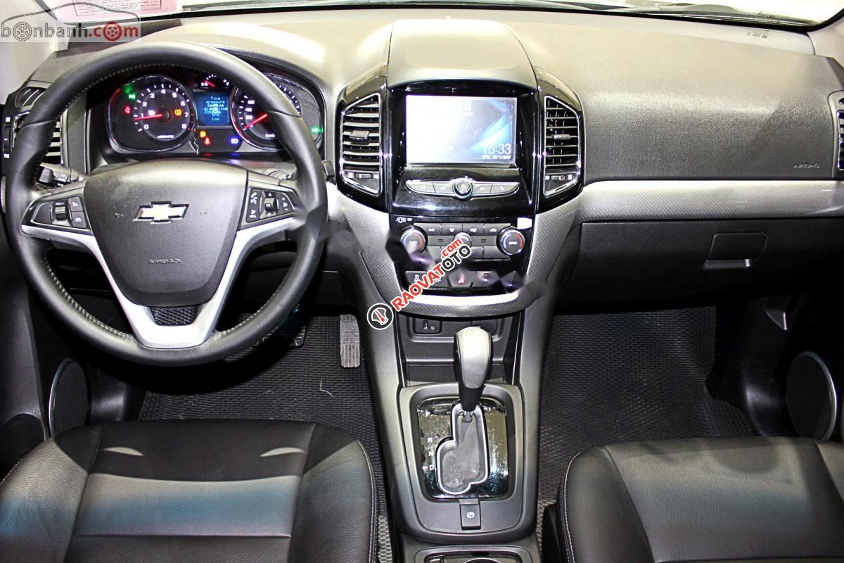 Cần bán lại xe Chevrolet Captiva Revv LTZ 2.4 AT sản xuất năm 2016, màu đen  -8