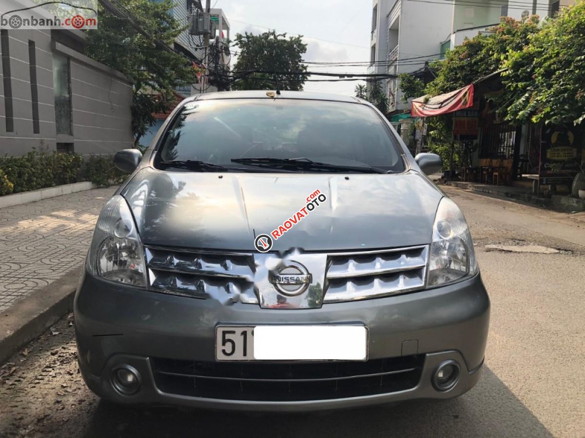 Bán Nissan Grand livina 1.8 AT đời 2011, màu xám xe gia đình-0