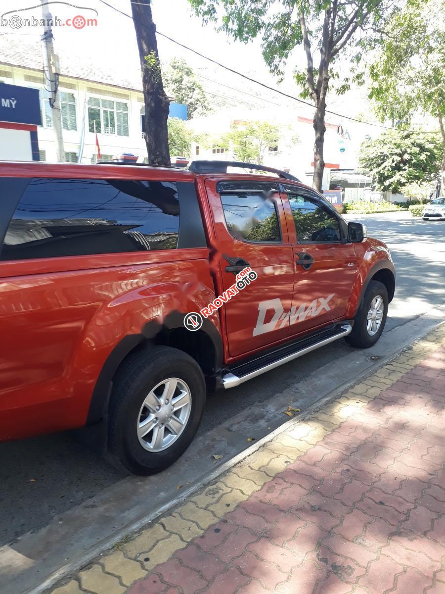 Cần bán lại xe cũ Isuzu Dmax 2.5 năm 2014, màu đỏ, nhập khẩu-1