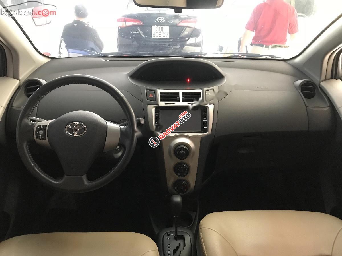 Cần bán xe Toyota Yaris đời 2009, màu trắng, nhập khẩu nguyên chiếc chính hãng-3
