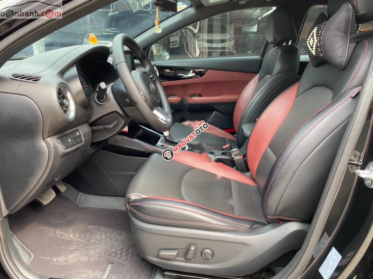 Bán xe Kia Cerato 2.0 AT Premium đời 2019, màu đen, 685 triệu-1