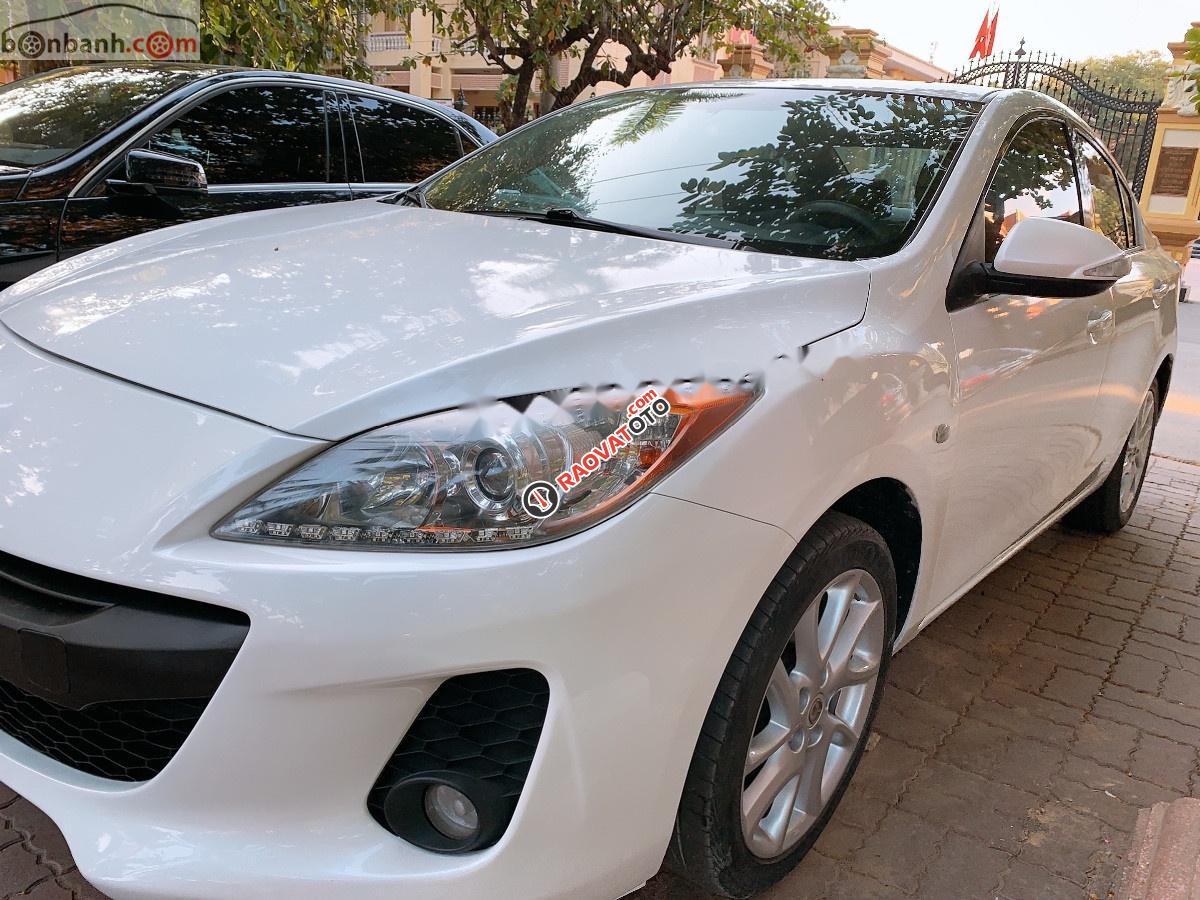 Cần bán gấp Mazda 3 sản xuất 2014, màu trắng xe còn mới-8