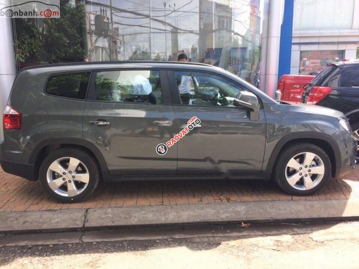 Cần bán xe Chevrolet Orlando LTZ 1.8 AT sản xuất năm 2016, màu xám, 535tr-1