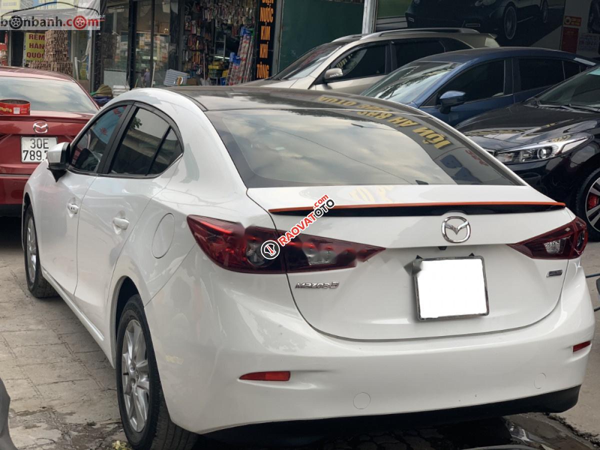 Cần bán Mazda 3 Facelift sản xuất 2017, màu trắng, 615tr-4