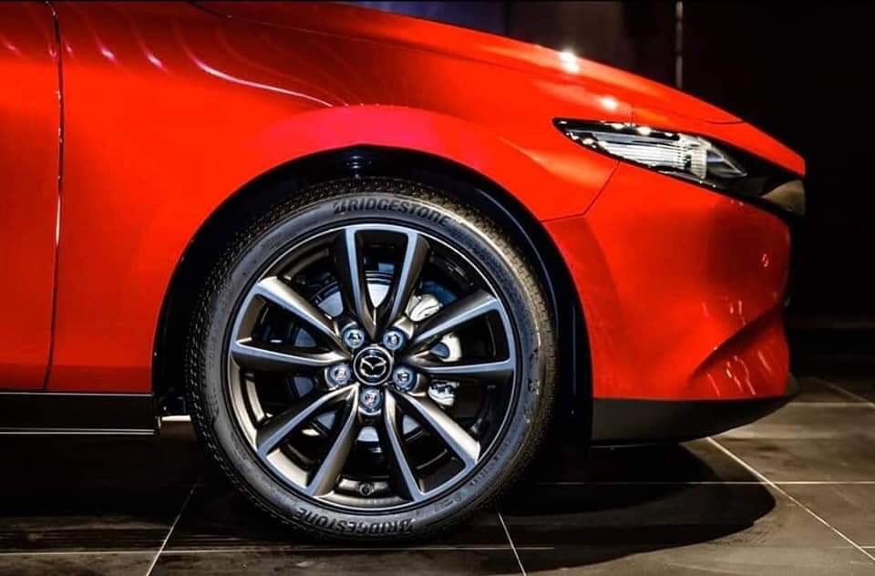 Bán xe Mazda 3 Deluxe đời 2019, màu đỏ-3