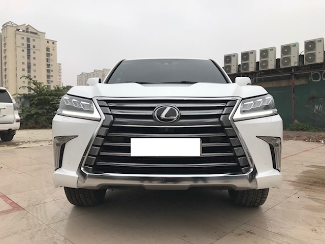 Cần bán gấp Lexus LX 570 2018, màu trắng, xe nhập Mỹ lăn bánh chưa tới 1 vạn-0