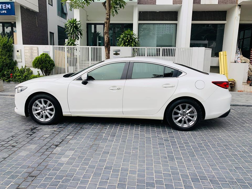 Mazda 6 2.0AT màu trắng SX và ĐK 2016 -2