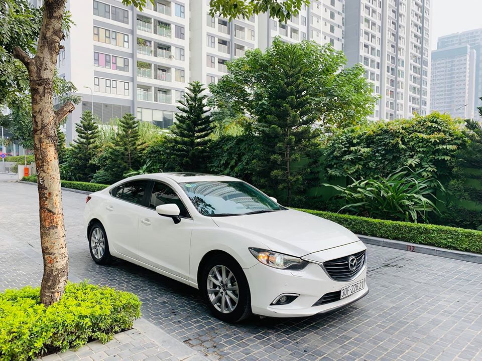 Mazda 6 2.0AT màu trắng SX và ĐK 2016 -0
