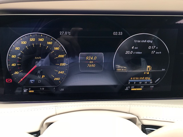 Bán Mercedes S450 Maybach siêu mới 99,999% xe lăn bánh hơn 8000Km-10