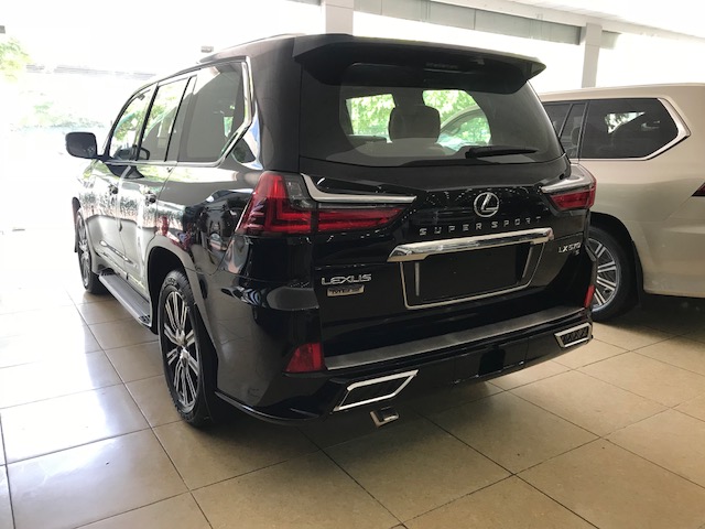 Cần bán xe Lexus LX 570 2020, màu đen, nhập khẩu chính hãng-4