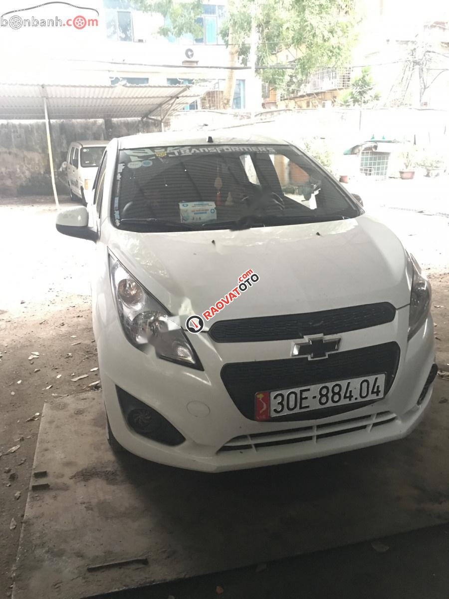 Bán Chevrolet Spark LS 1.2 MT năm 2017, màu trắng chính chủ, giá 220tr-0