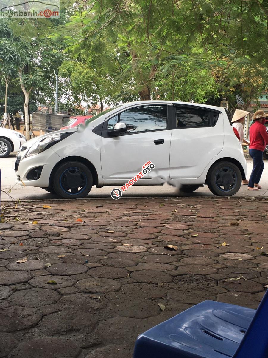 Bán Chevrolet Spark LS 1.2 MT năm 2017, màu trắng chính chủ, giá 220tr-3