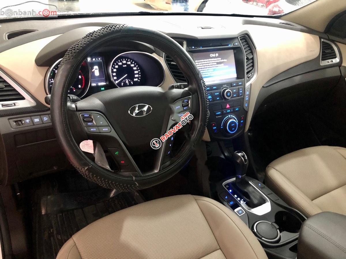 Bán Hyundai Santa Fe 2.2CRDi 2016, màu trắng-5