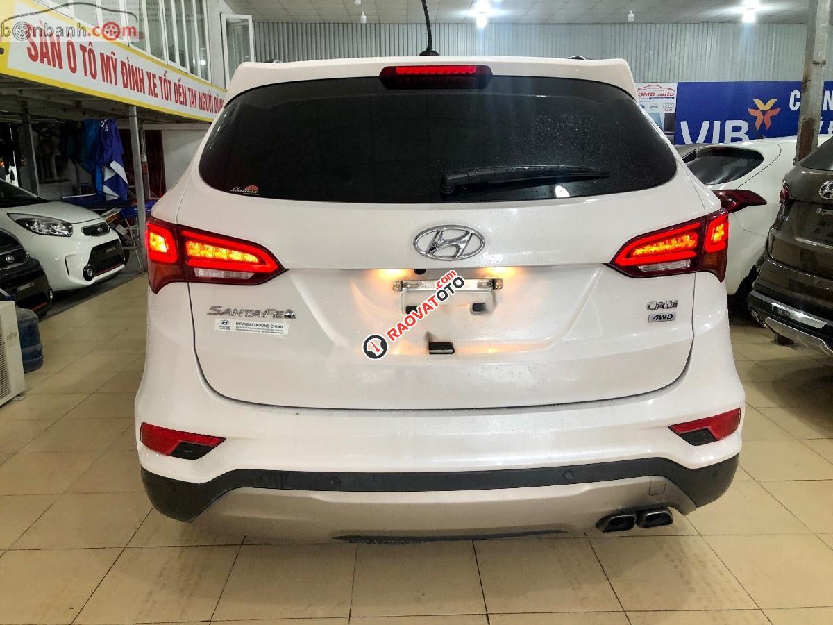 Bán Hyundai Santa Fe 2.2CRDi 2016, màu trắng-7