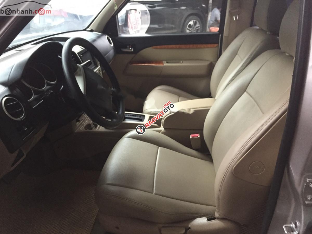 Bán xe Ford Everest AT đời 2011, màu hồng, chính chủ-7