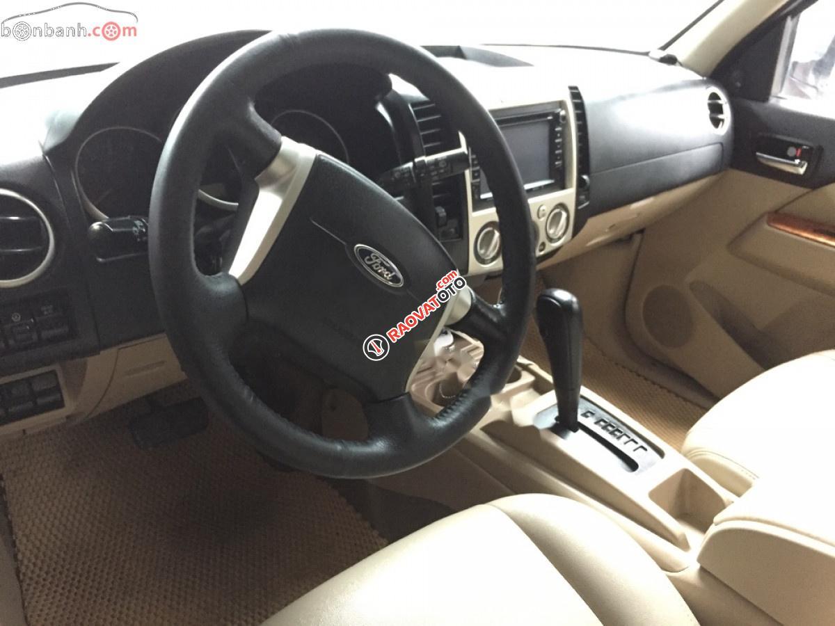 Bán xe Ford Everest AT đời 2011, màu hồng, chính chủ-3