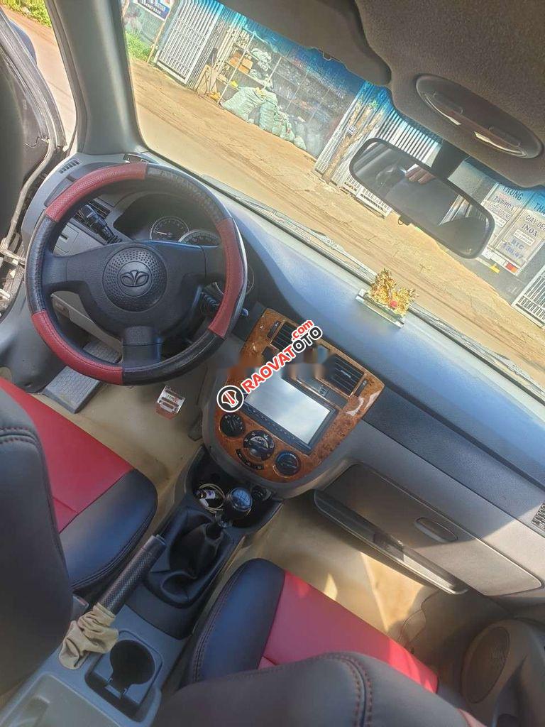 Cần bán lại xe Daewoo Lacetti MT sản xuất 2004, giá tốt-6