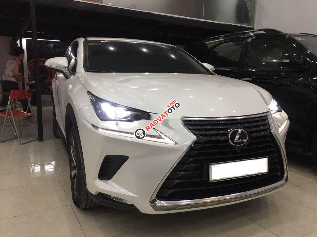 Cần bán gấp Lexus NX đời 2018, màu trắng, xe nhập đẹp như mới-9