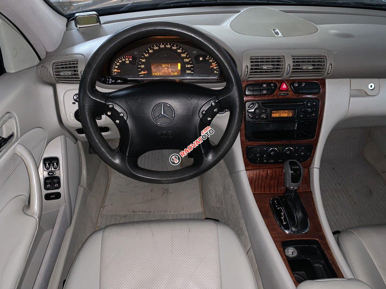 Cần bán xe Mercedes C180 AT sản xuất 2001, màu đen, nhập khẩu-7