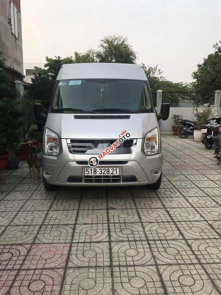 Cần bán gấp Ford Transit Luxury năm sản xuất 2017, màu bạc giá cạnh tranh-8