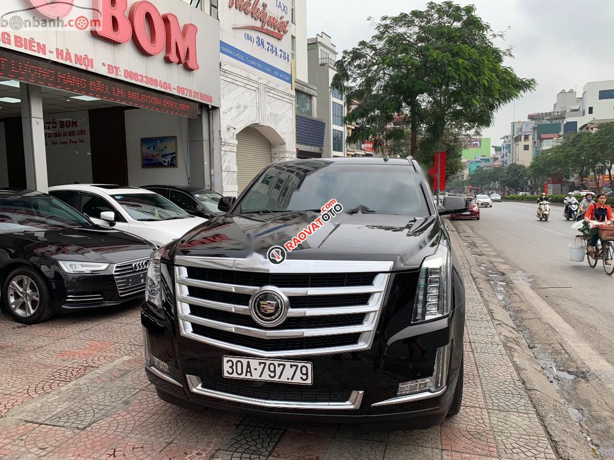 Cần bán gấp Cadillac Escalade sản xuất 2014, màu đen, nhập khẩu nguyên chiếc-9