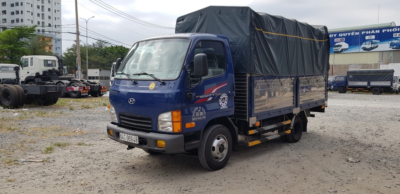 Huyndai N250 thùng mui bạt tải 2.2 tấn, đời 2018 như mới-1