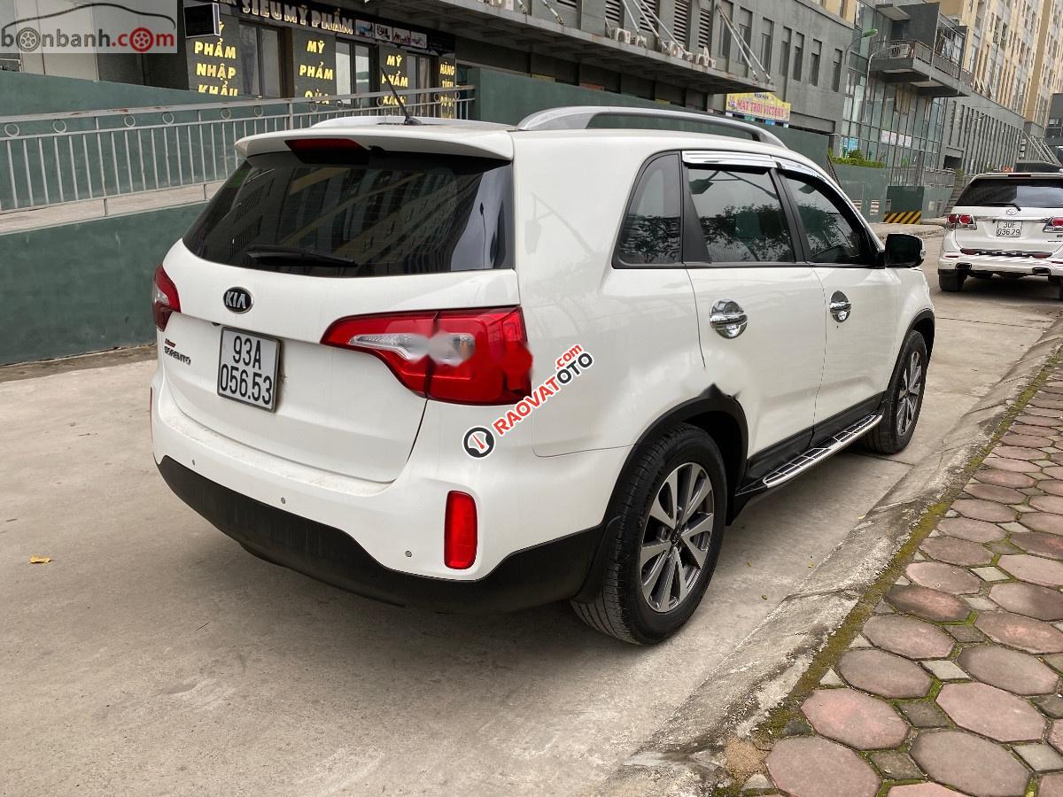 Cần bán Kia Sorento GATH năm 2015, màu trắng-0