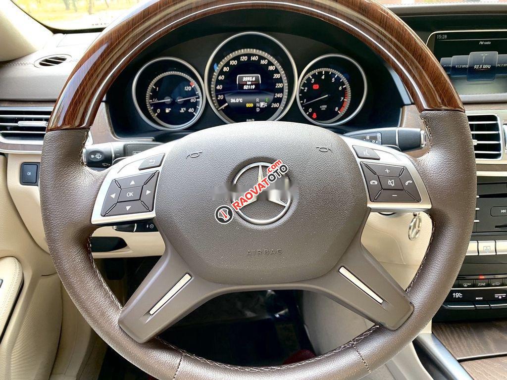 Bán xe Mercedes E200 đời 2015, màu đen, xe nhập chính chủ-3