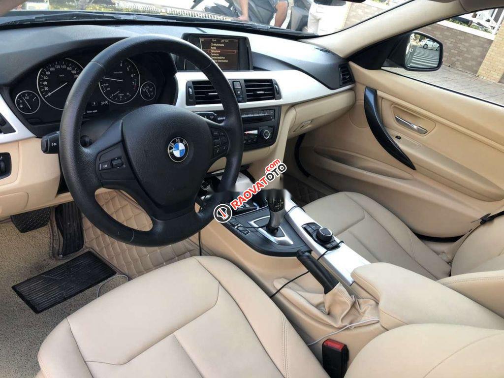 Bán ô tô BMW 3 Series sản xuất 2014, màu đen, xe nhập như mới-4