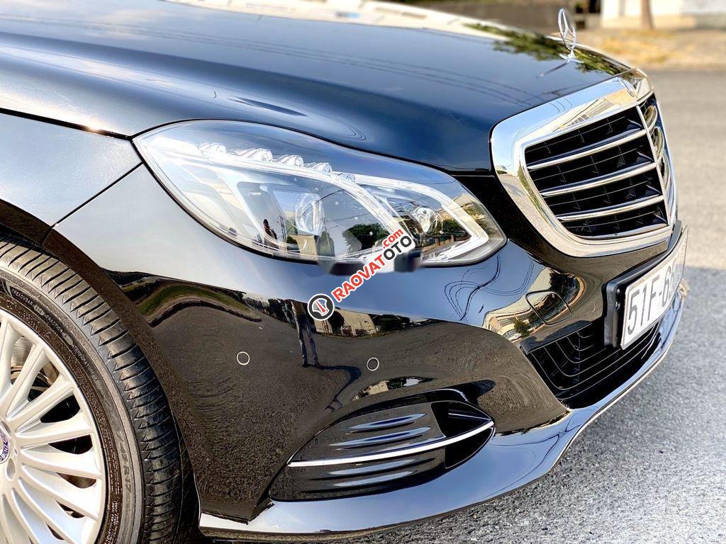 Bán xe Mercedes E200 đời 2015, màu đen, xe nhập chính chủ-9