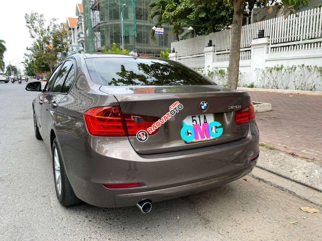 Cần bán lại xe BMW 3 Series 2014, màu nâu, xe nhập-1