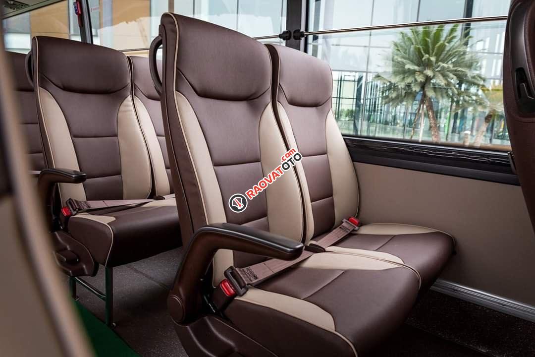 Dòng xe Hyundai Universe 47 chỗ, sản xuất năm 2019, màu trắng-4