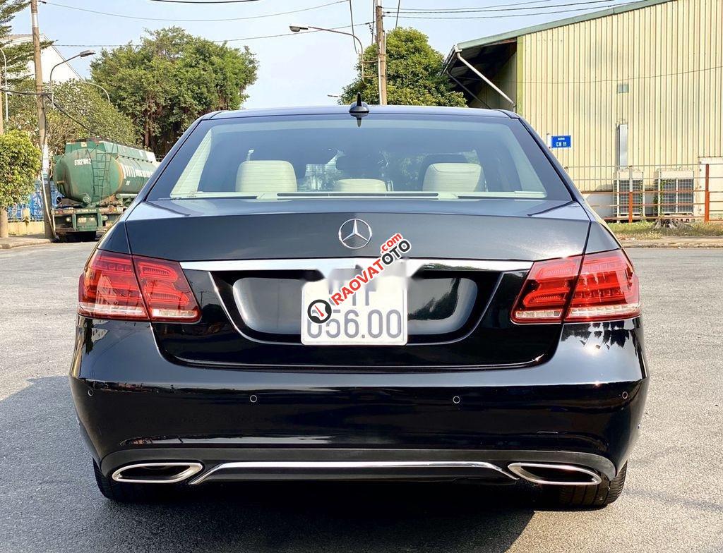 Bán xe Mercedes E200 đời 2015, màu đen, xe nhập chính chủ-8