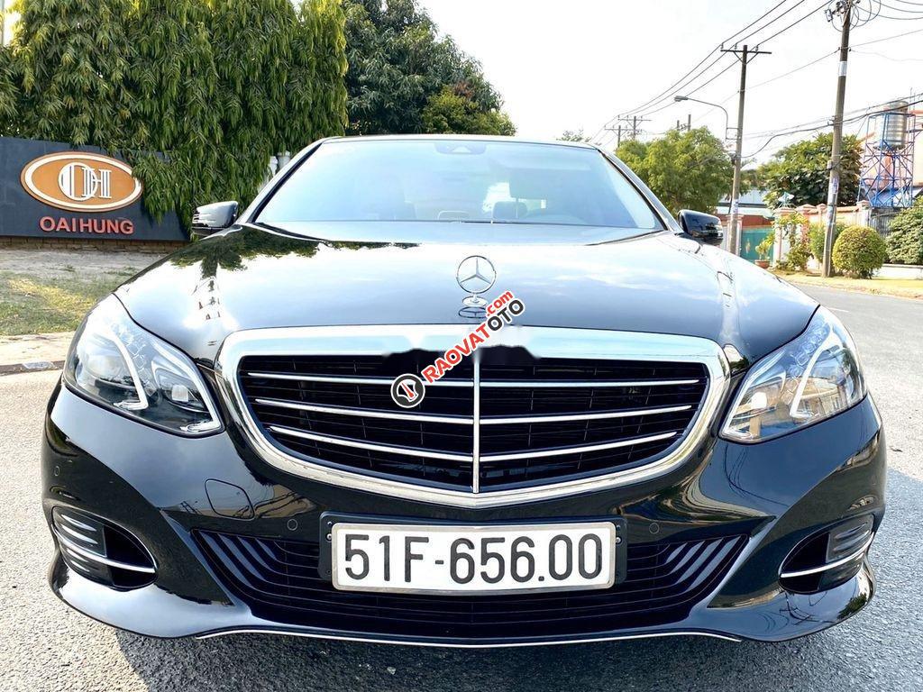 Bán xe Mercedes E200 đời 2015, màu đen, xe nhập chính chủ-11