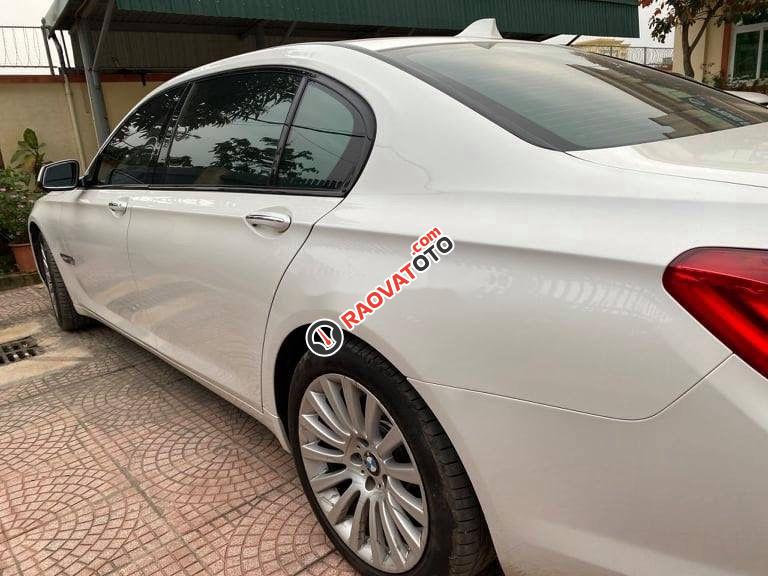 Cần bán xe BMW 7 Series sản xuất 2009, màu trắng, nhập khẩu-4