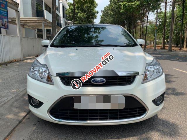 Cần bán lại xe Ford Focus 1.8AT đời 2011, màu trắng như mới-0