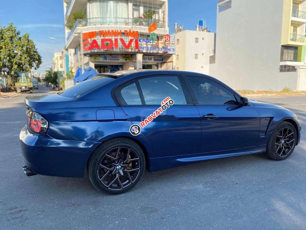 Cần bán BMW 320i đời 2009, màu xanh lam, xe nhập, giá tốt-11