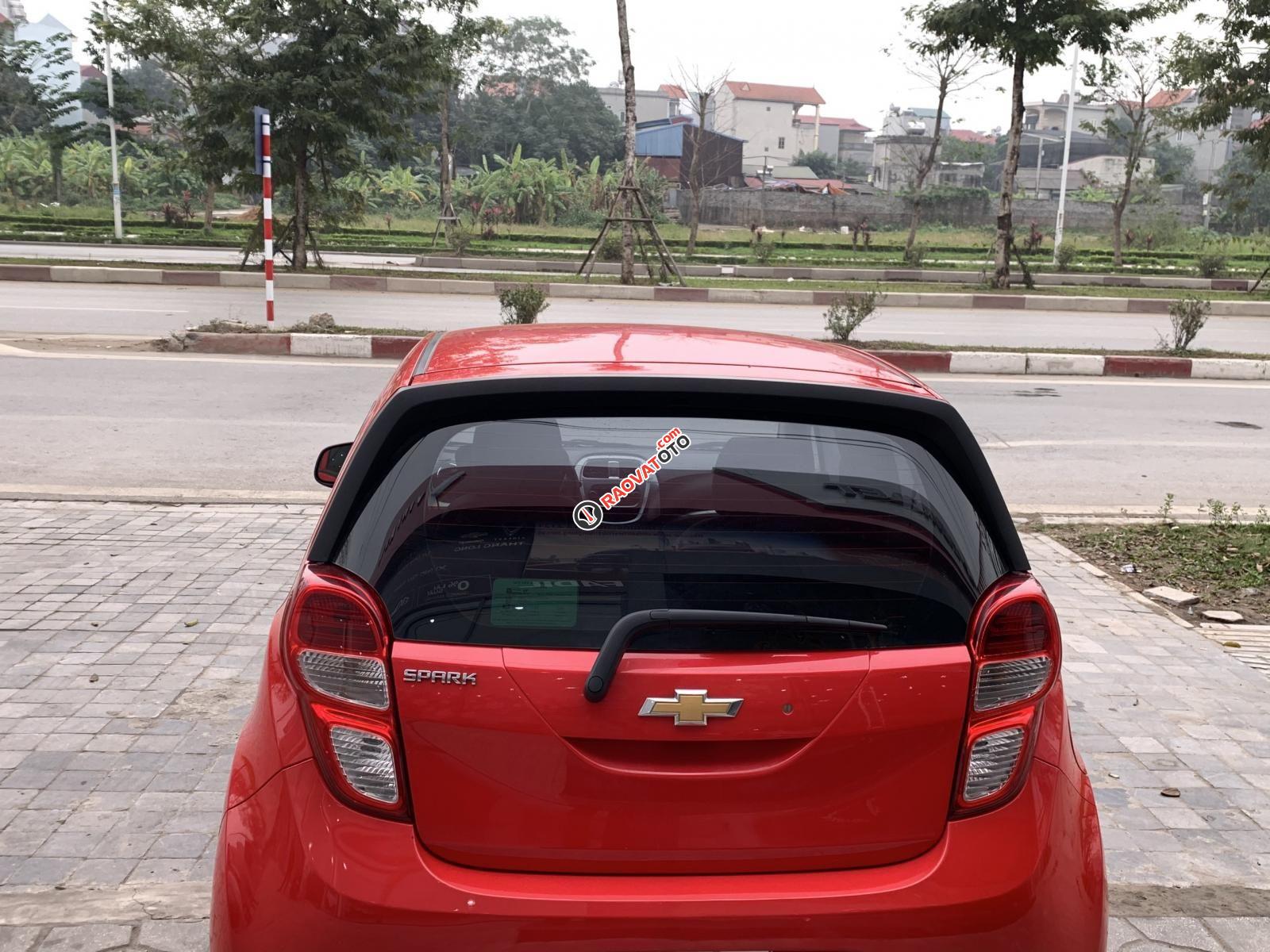 Bán xe Chevrolet Spark LS đời 2018, màu đỏ, giá rẻ-3