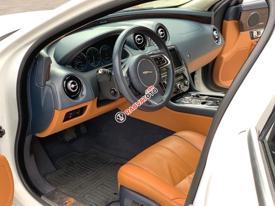Cần bán nhanh Jaguar XJL đời 2015, màu trắng, xe đã qua sử dụng-6