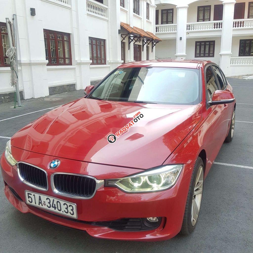 Bán BMW 3 Series 320i năm 2012, màu đỏ chính chủ, giá 650tr-9