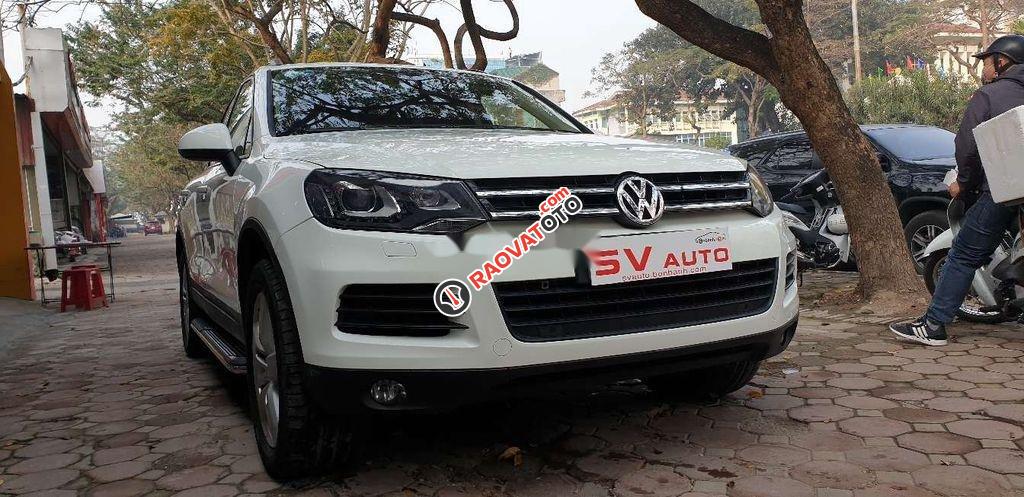 Cần bán gấp Volkswagen Touareg 2014, màu trắng, nhập khẩu nguyên chiếc, giá chỉ 999 triệu-9